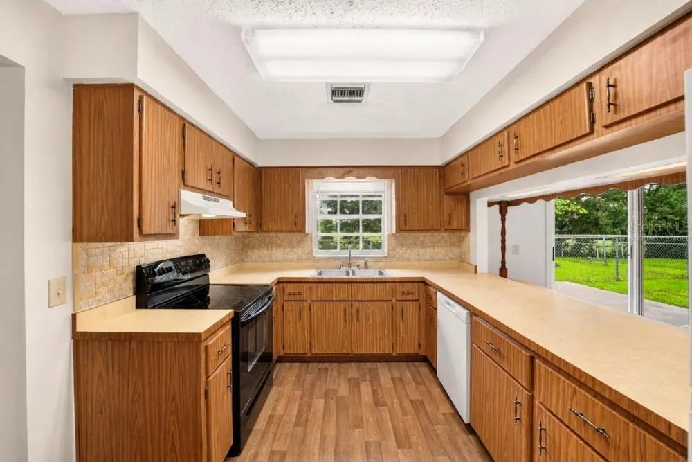 373 NW 95TH STREET ocala, FL 34475