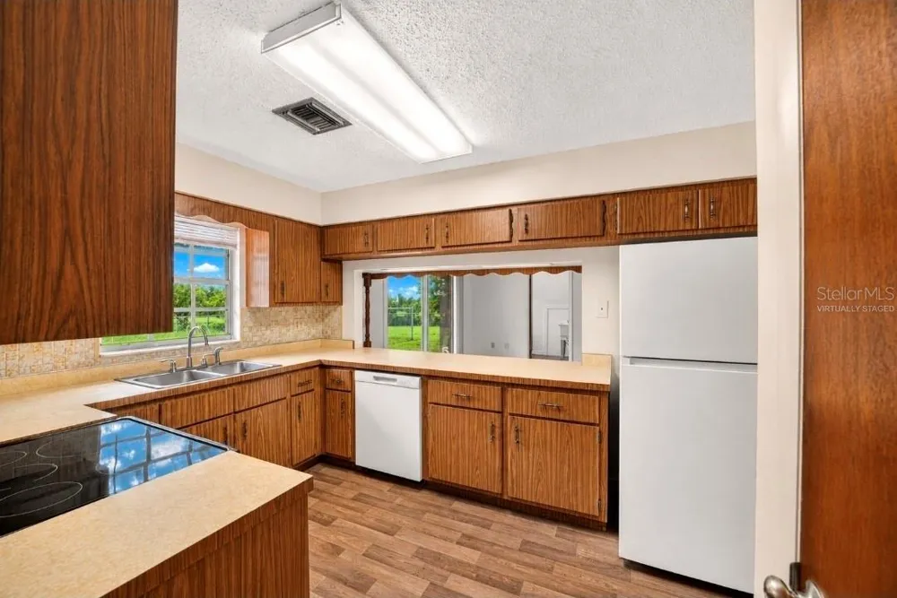 373 NW 95TH STREET ocala, FL 34475