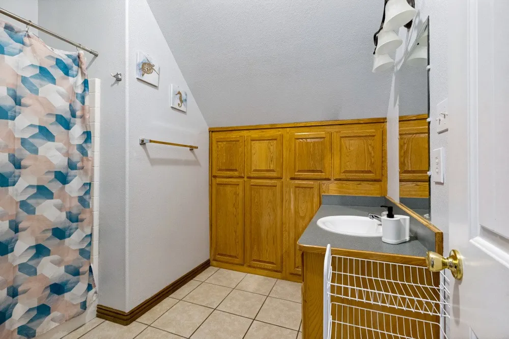 11001 Shady Oaks Drive Runaway Bay, TX 76426