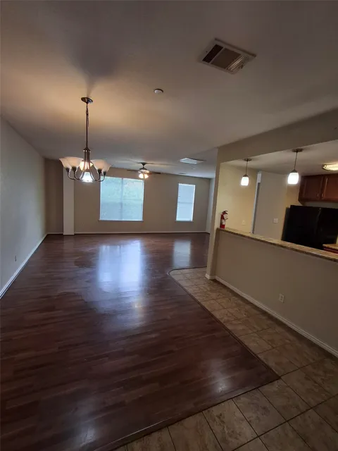 5203 Bexar Street #2C