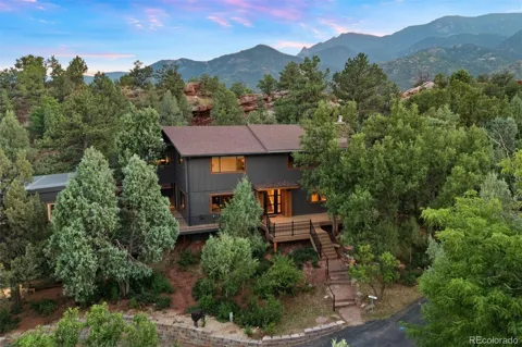 127 Via Vallecito