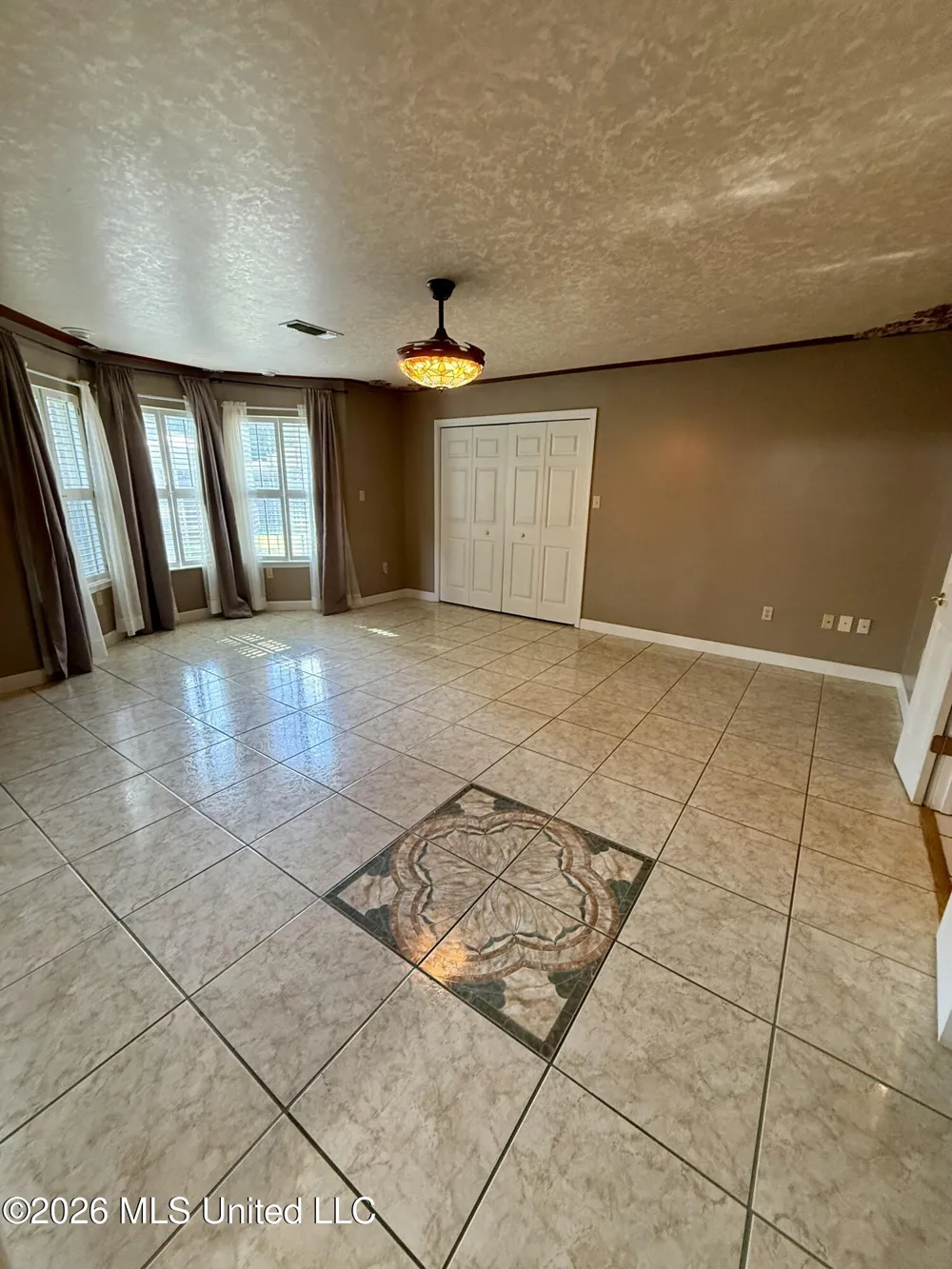 2504 Tampica Road Gautier, MS 39553