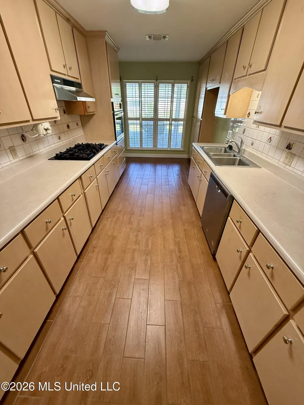 2504 Tampica Road Gautier, MS 39553