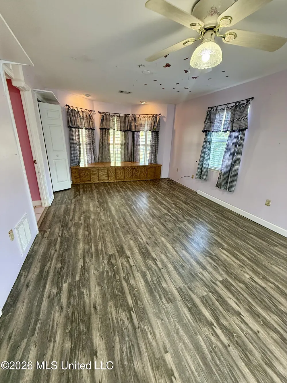 2504 Tampica Road Gautier, MS 39553