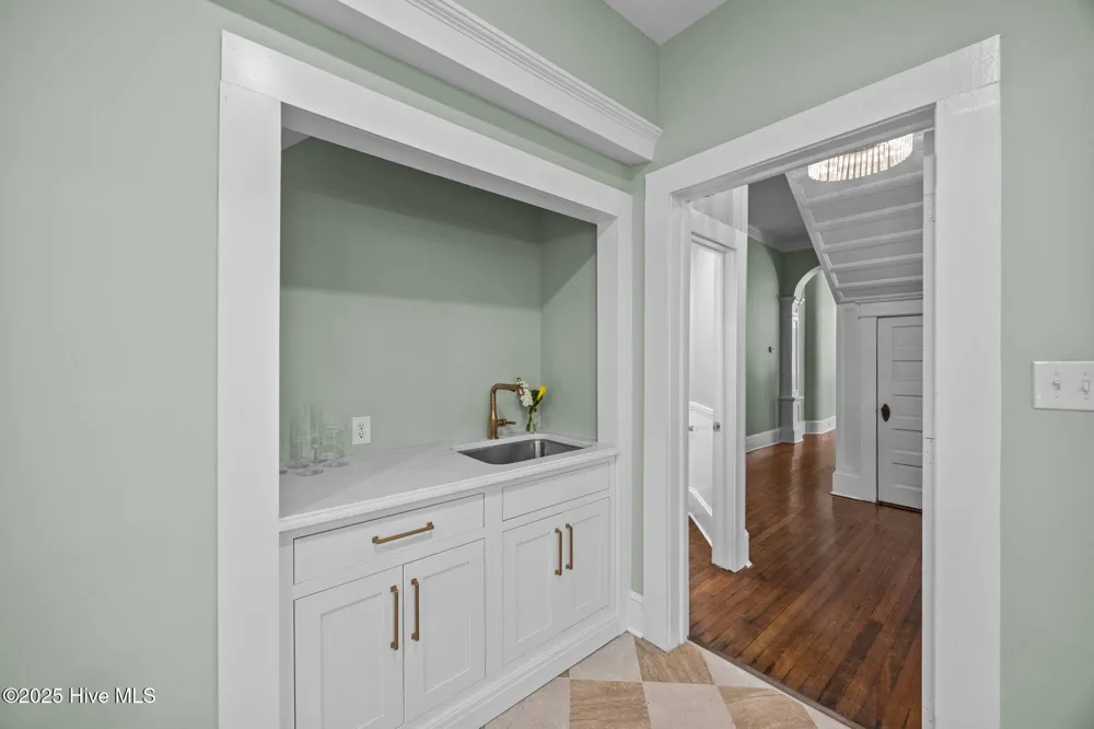 620 W 2nd Street Washington, NC 27889