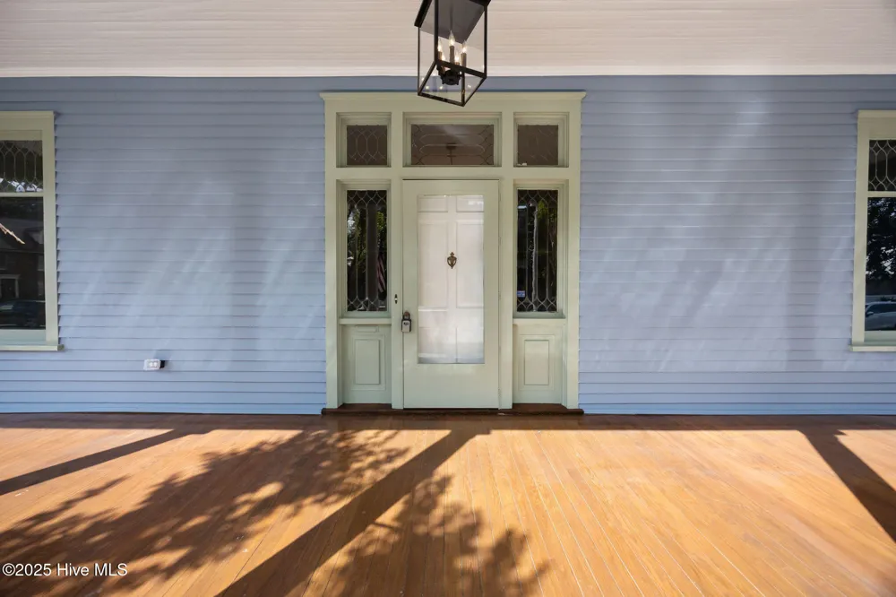 620 W 2nd Street Washington, NC 27889