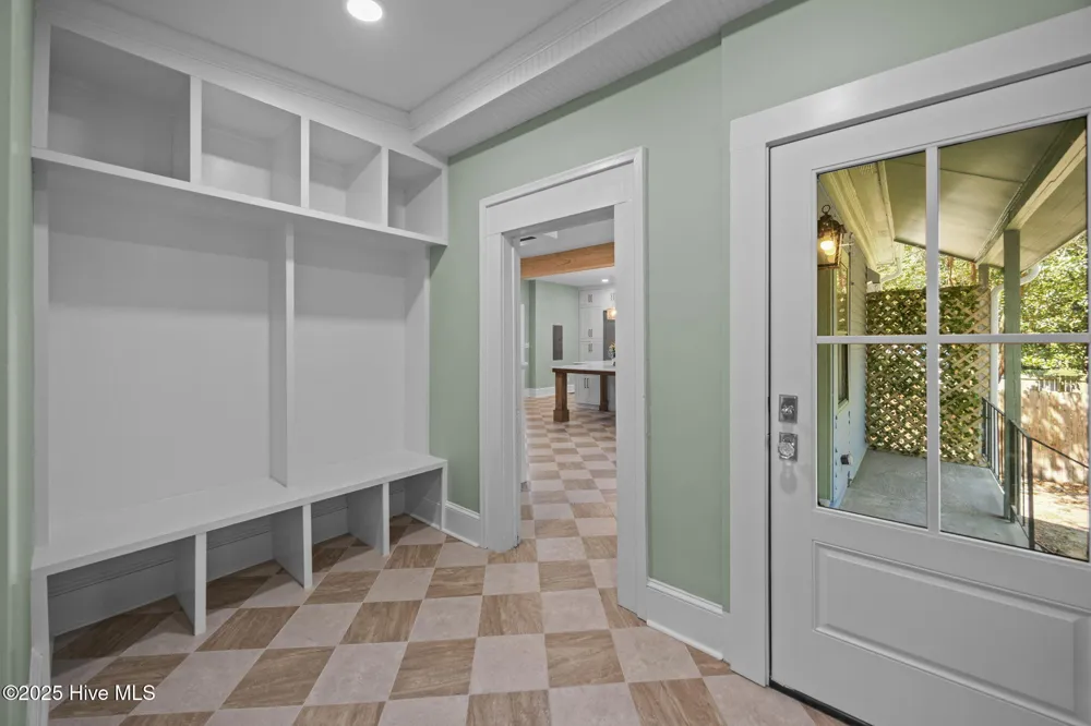 620 W 2nd Street Washington, NC 27889