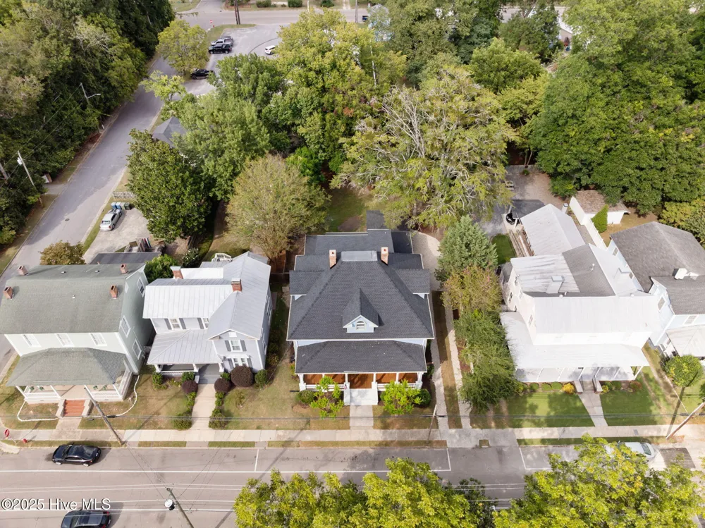 620 W 2nd Street Washington, NC 27889