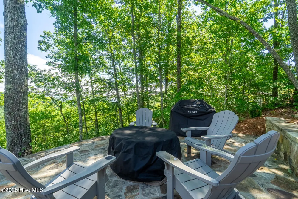 444 Look Out Point Bryson City, NC 28713
