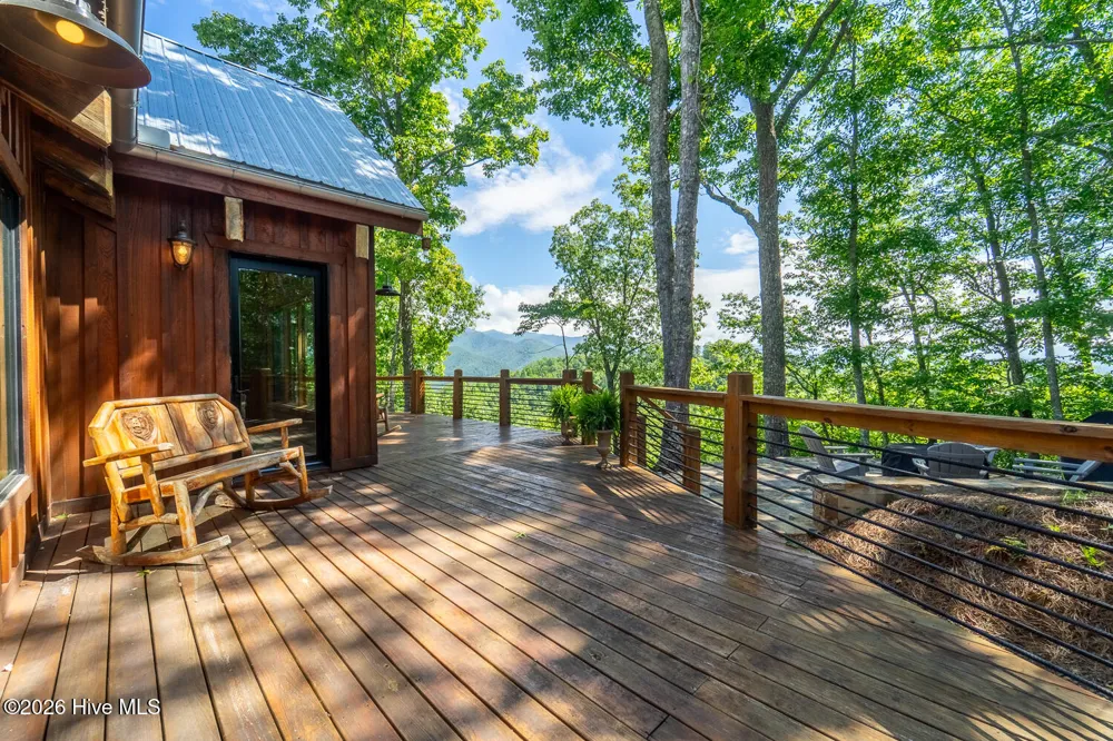 444 Look Out Point Bryson City, NC 28713