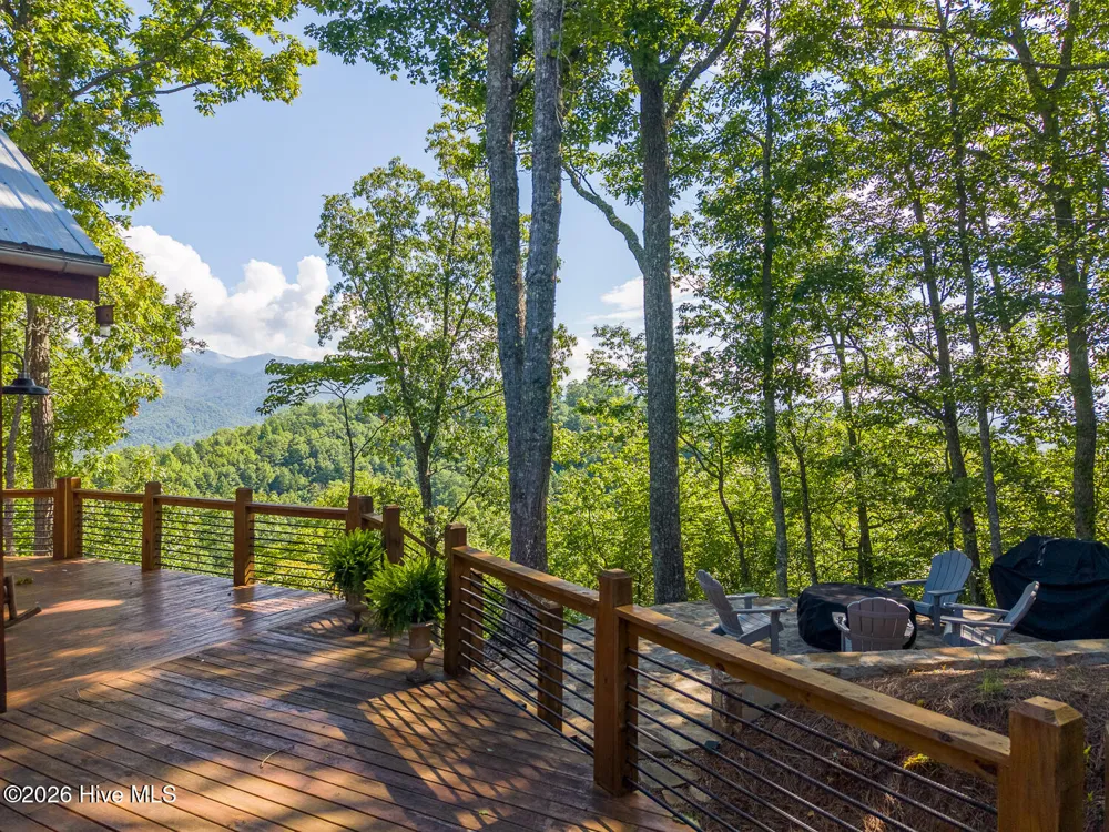 444 Look Out Point Bryson City, NC 28713