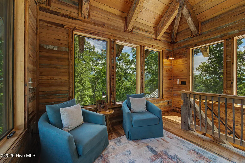 444 Look Out Point Bryson City, NC 28713