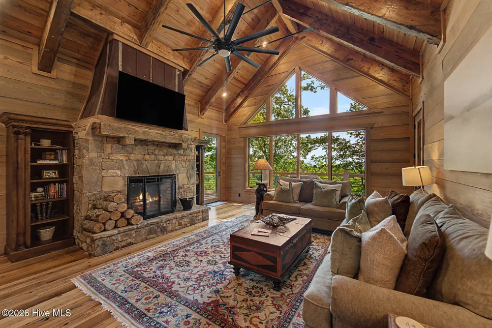 444 Look Out Point Bryson City, NC 28713