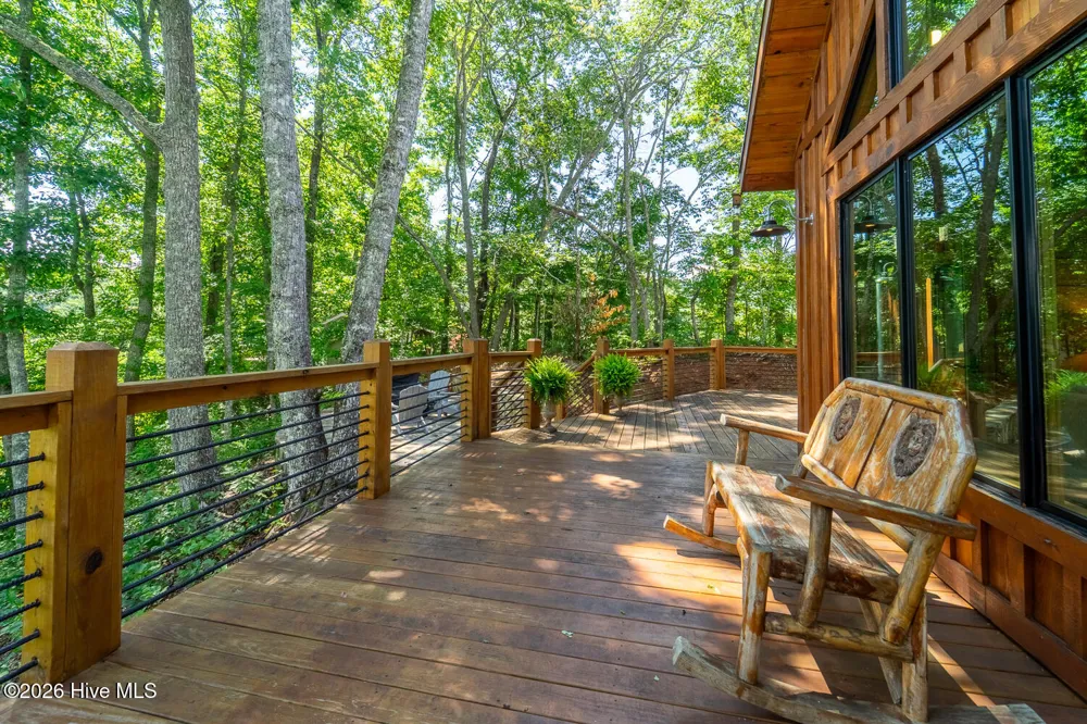 444 Look Out Point Bryson City, NC 28713