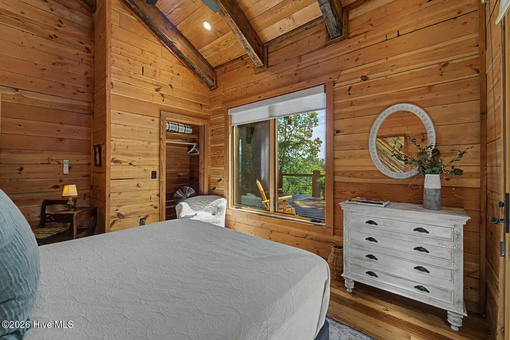 444 Look Out Point Bryson City, NC 28713