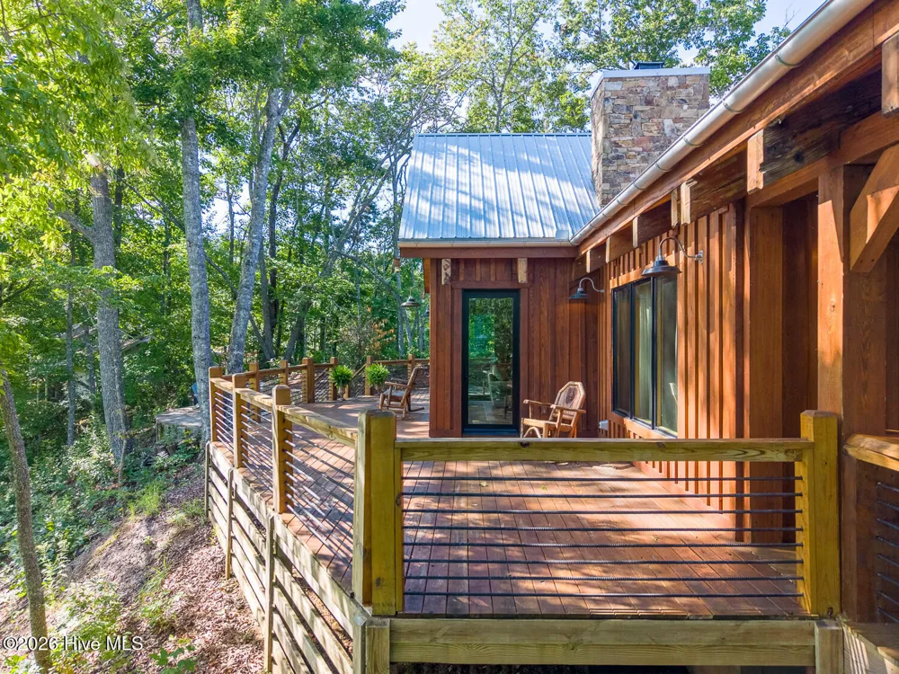444 Look Out Point Bryson City, NC 28713