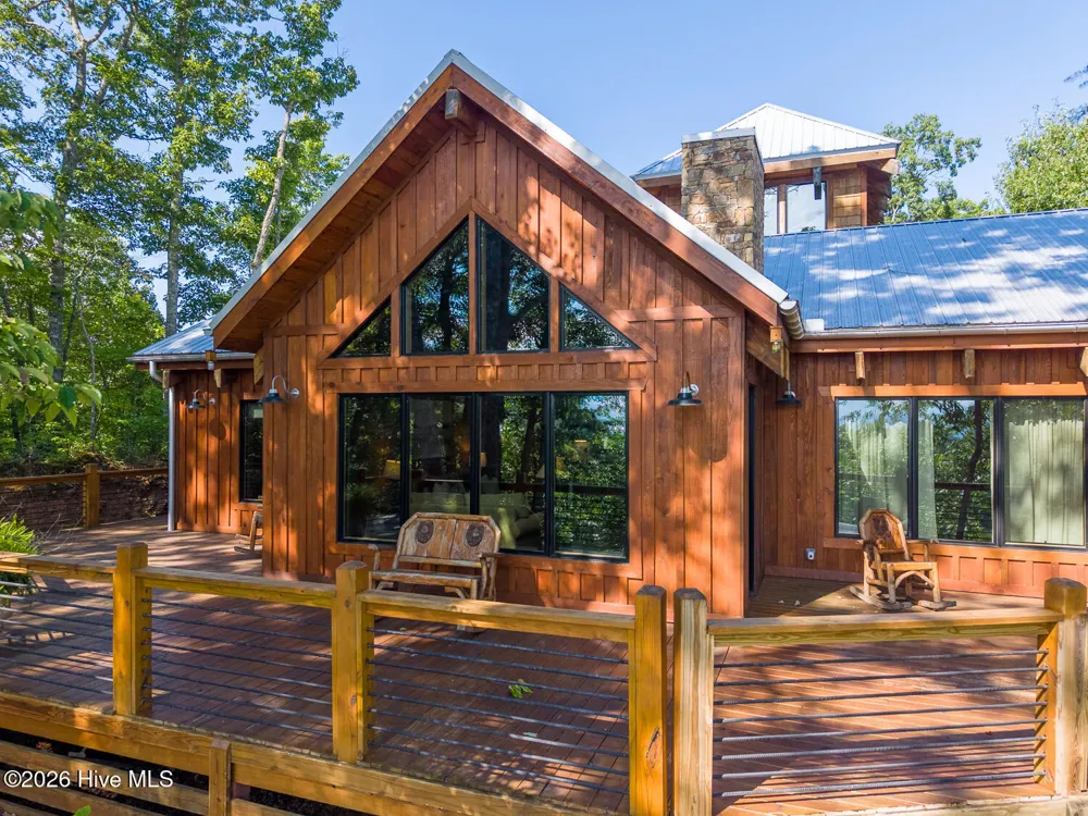 444 Look Out Point Bryson City, NC 28713