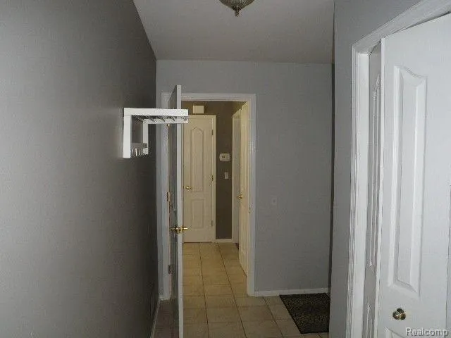 3743 ROLLING HILLS ROAD Orion Charter Township, MI 48359