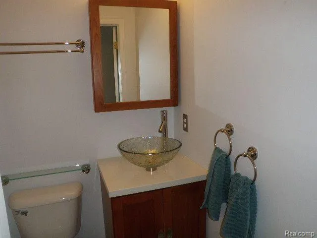 3743 ROLLING HILLS ROAD Orion Charter Township, MI 48359