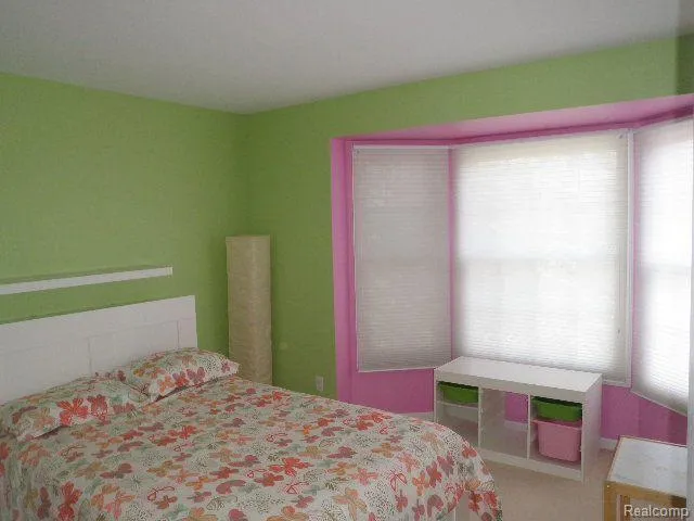 3743 ROLLING HILLS ROAD Orion Charter Township, MI 48359
