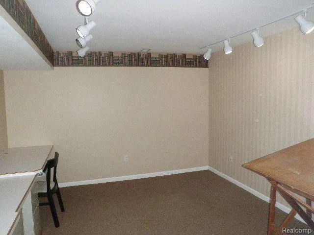 3743 ROLLING HILLS ROAD Orion Charter Township, MI 48359