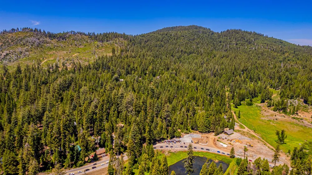 1173 Railroad Avenue Fish Camp, CA 93623