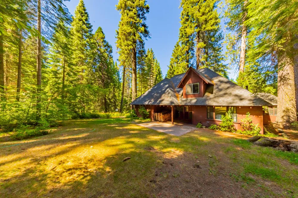 1173 Railroad Avenue Fish Camp, CA 93623