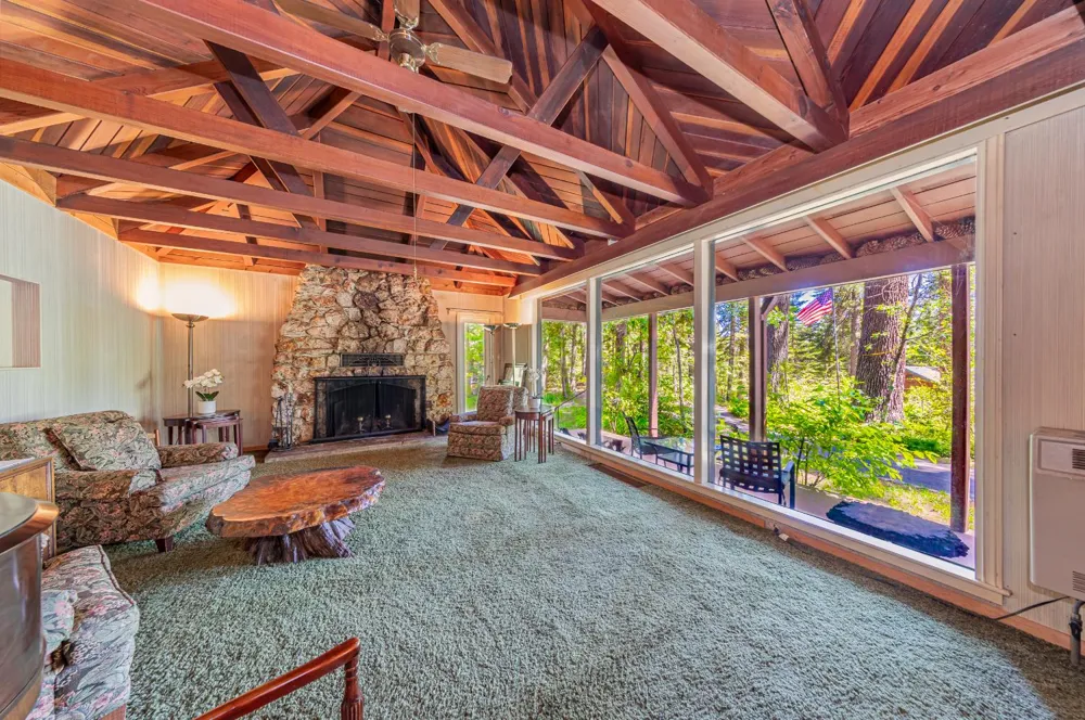 1173 Railroad Avenue Fish Camp, CA 93623