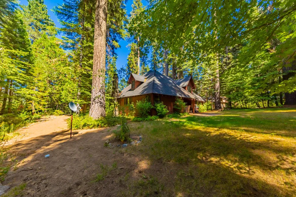 1173 Railroad Avenue Fish Camp, CA 93623