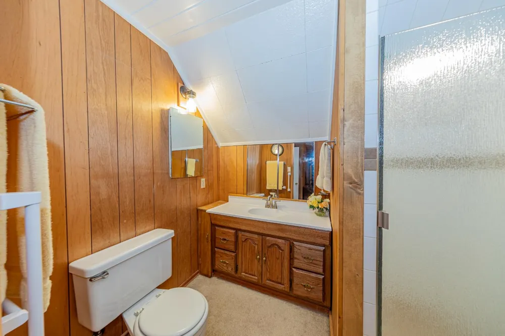 1173 Railroad Avenue Fish Camp, CA 93623