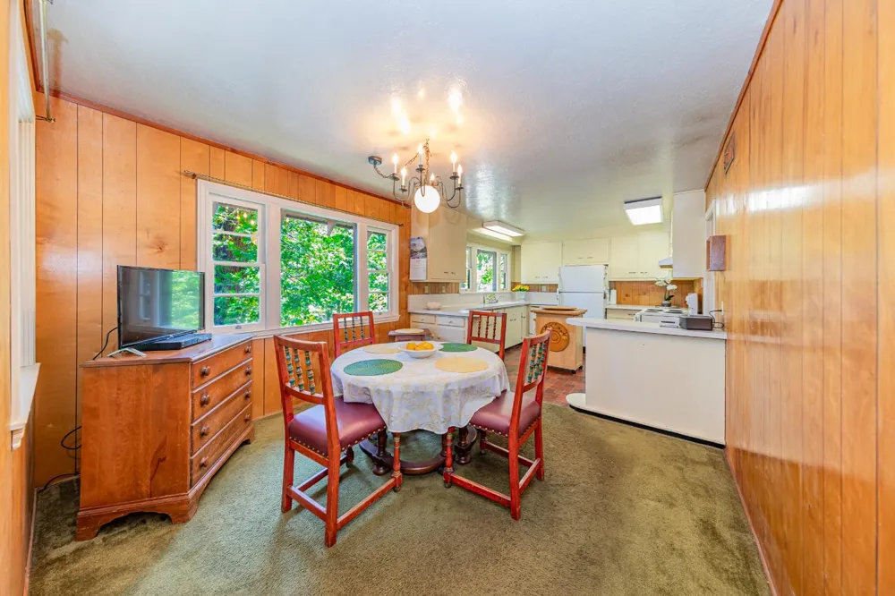 1173 Railroad Avenue Fish Camp, CA 93623