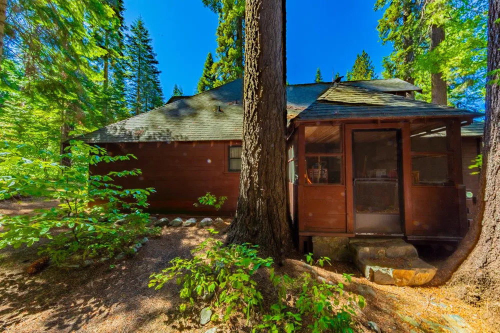 1173 Railroad Avenue Fish Camp, CA 93623