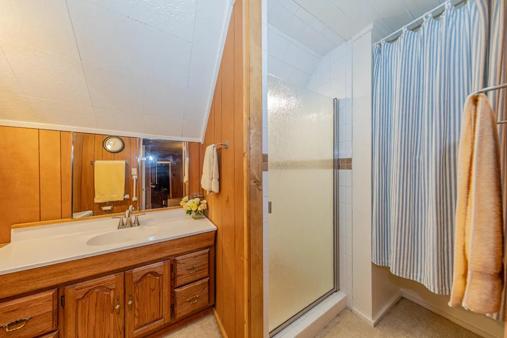 1173 Railroad Avenue Fish Camp, CA 93623