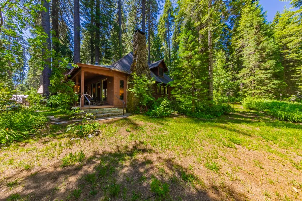 1173 Railroad Avenue Fish Camp, CA 93623