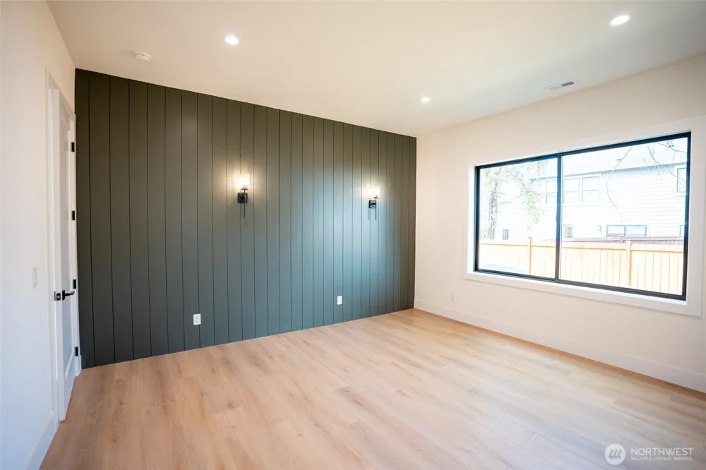 11448 SE 84th Lane Newcastle, WA 98056