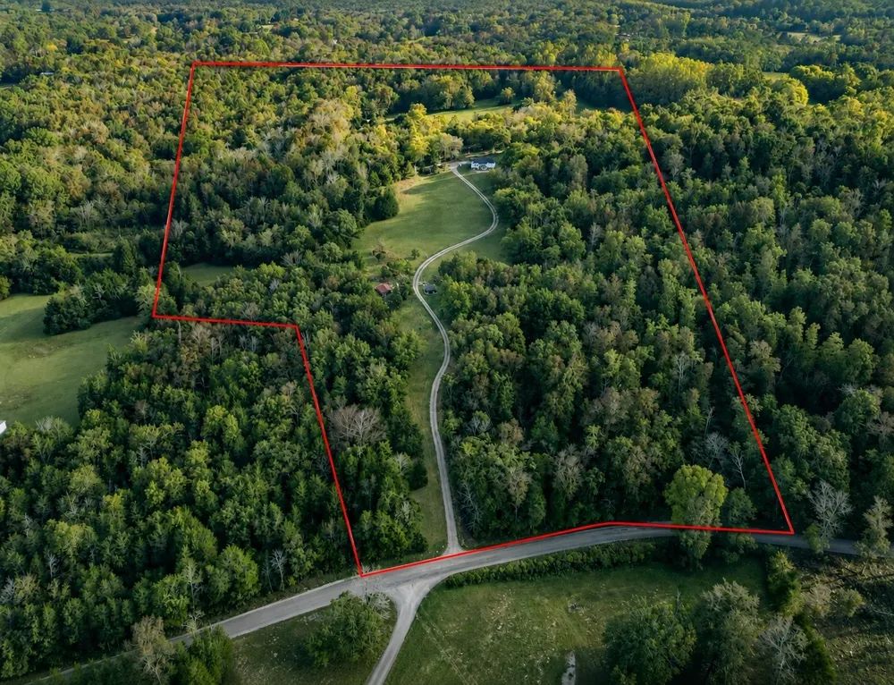 2100 Hill Station Rd Columbia, TN 38401