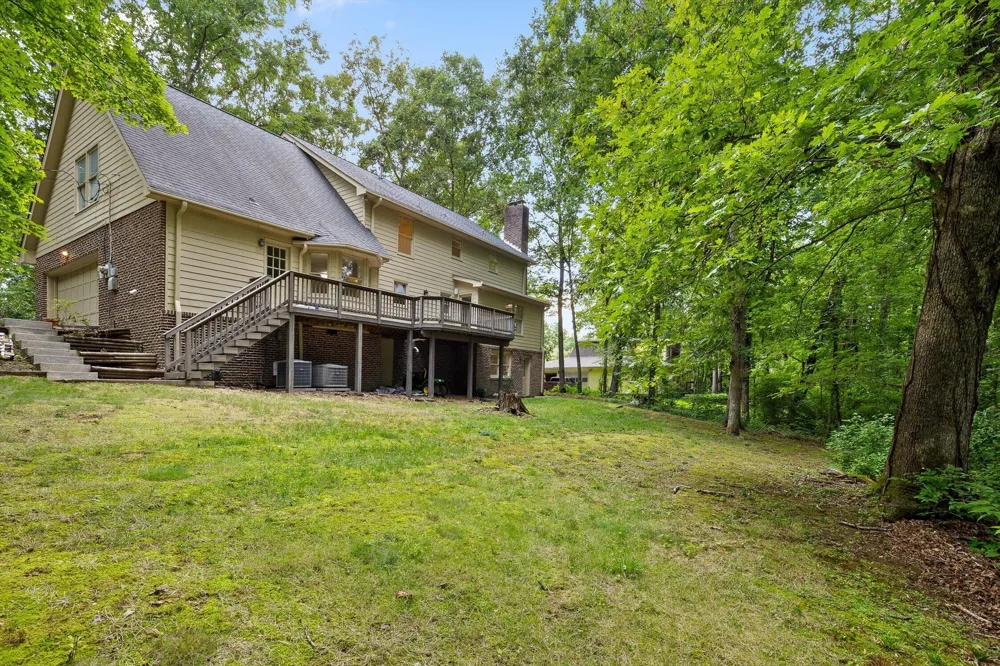 31 Mountain Cove Road Signal Mountain, TN 37377