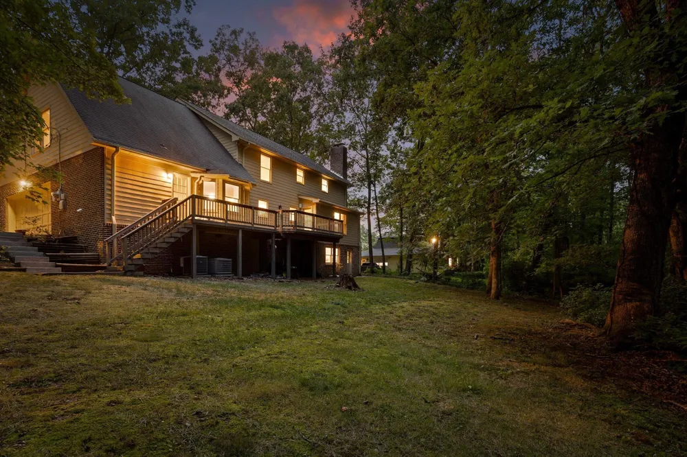 31 Mountain Cove Road Signal Mountain, TN 37377