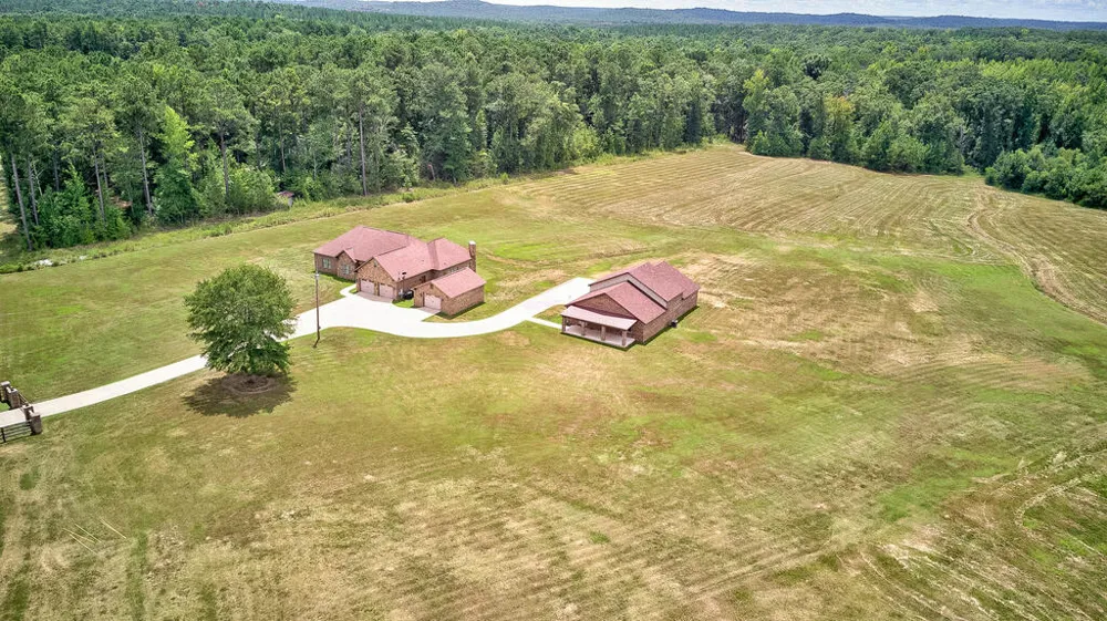 611 Padgetts Road Opelika, AL 36804