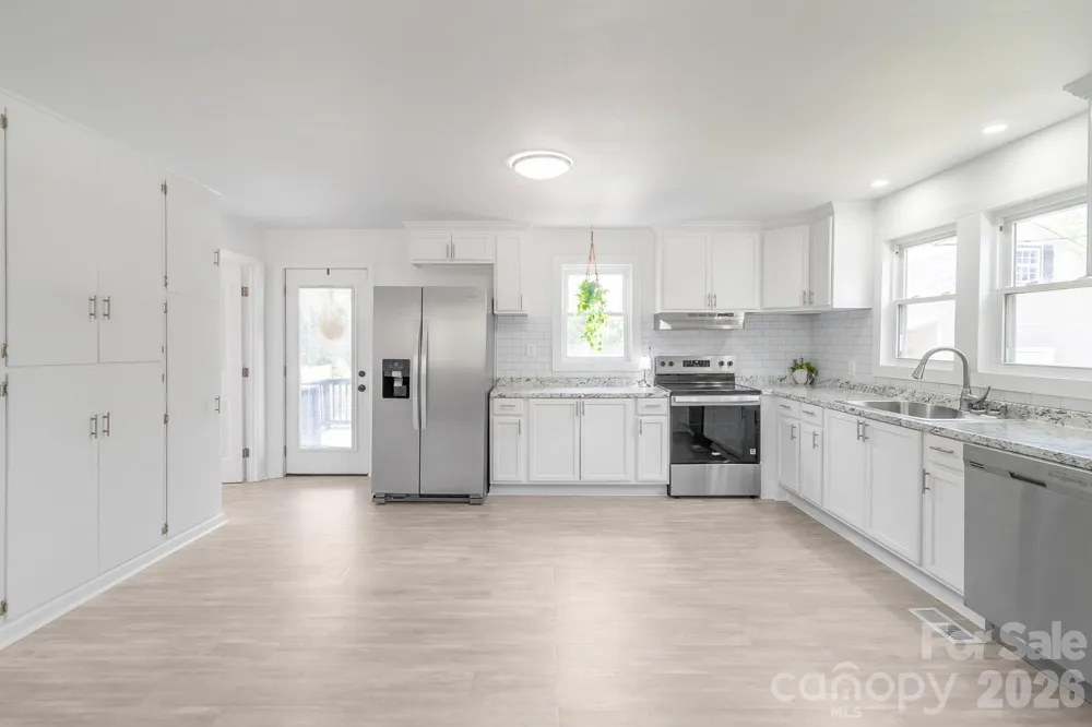 4228 Flat Creek Road Heath Springs, SC 29058