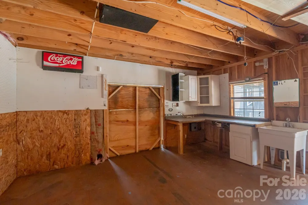 4228 Flat Creek Road Heath Springs, SC 29058