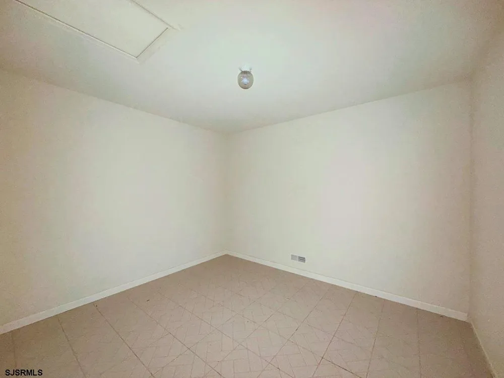 140 Giunta Walk Mays Landing, NJ 08330