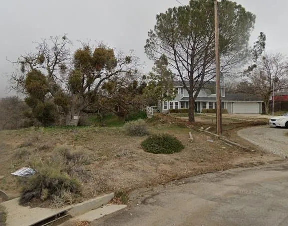 22948 Rim Way Tehachapi, CA 93561