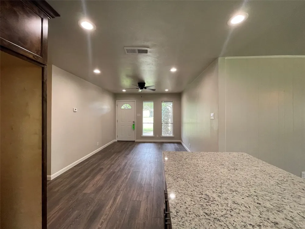 613 E Mustang Street Crowley, TX 76036