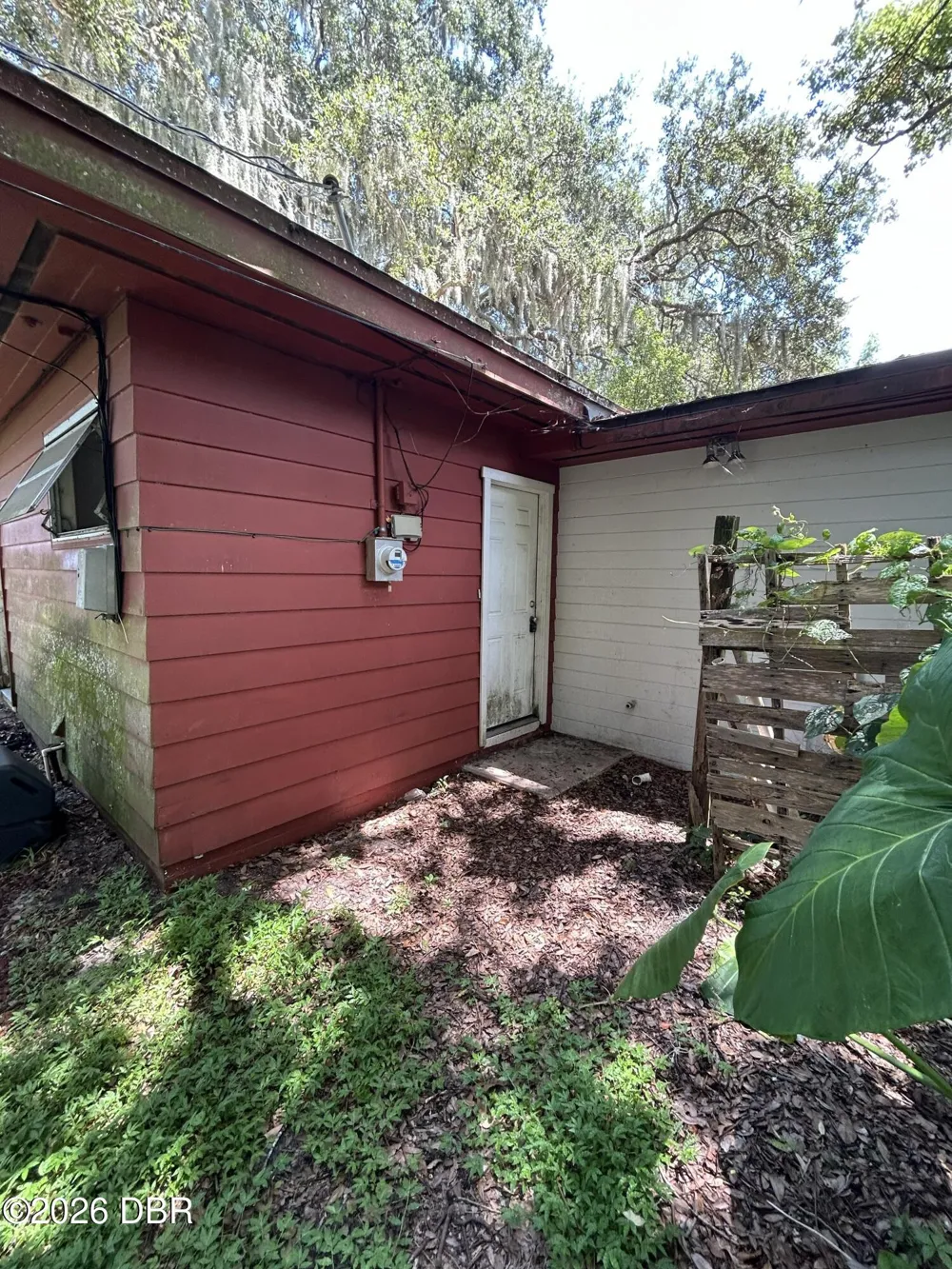 840 Pineapple Road South Daytona, FL 32119