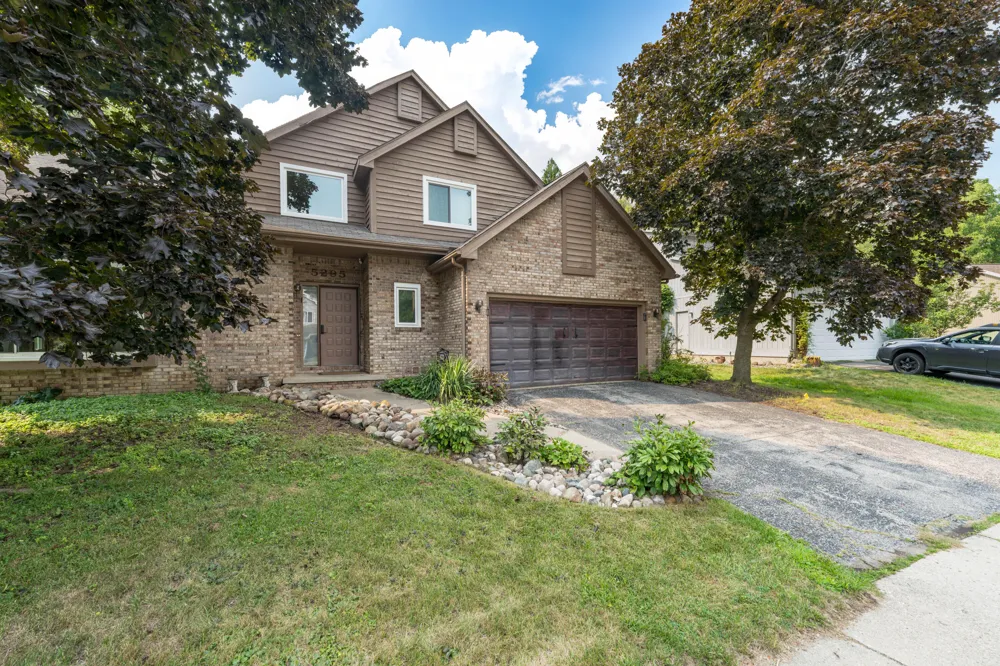 5295 Bear Lake Drive Meridian Charter Township, MI 48823