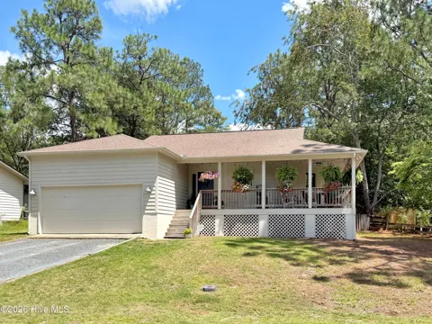 85 Sawmill Road E