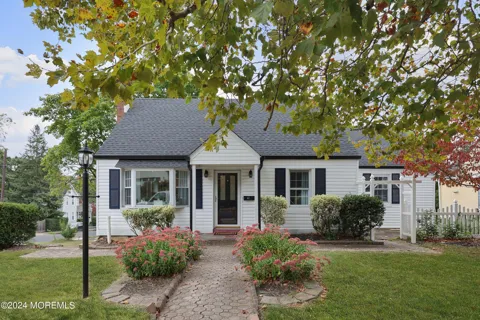 67 E Highland Avenue