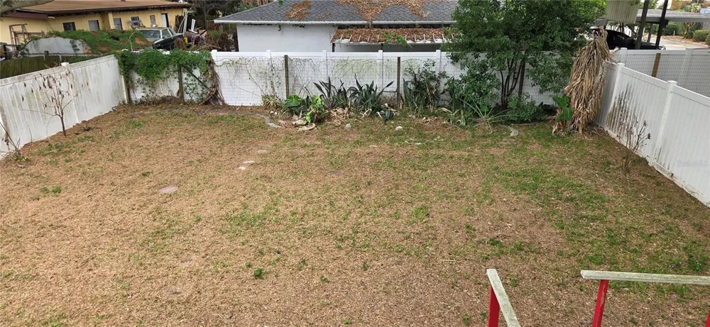 205 DIXIE HIGHWAY Auburndale, FL 33823