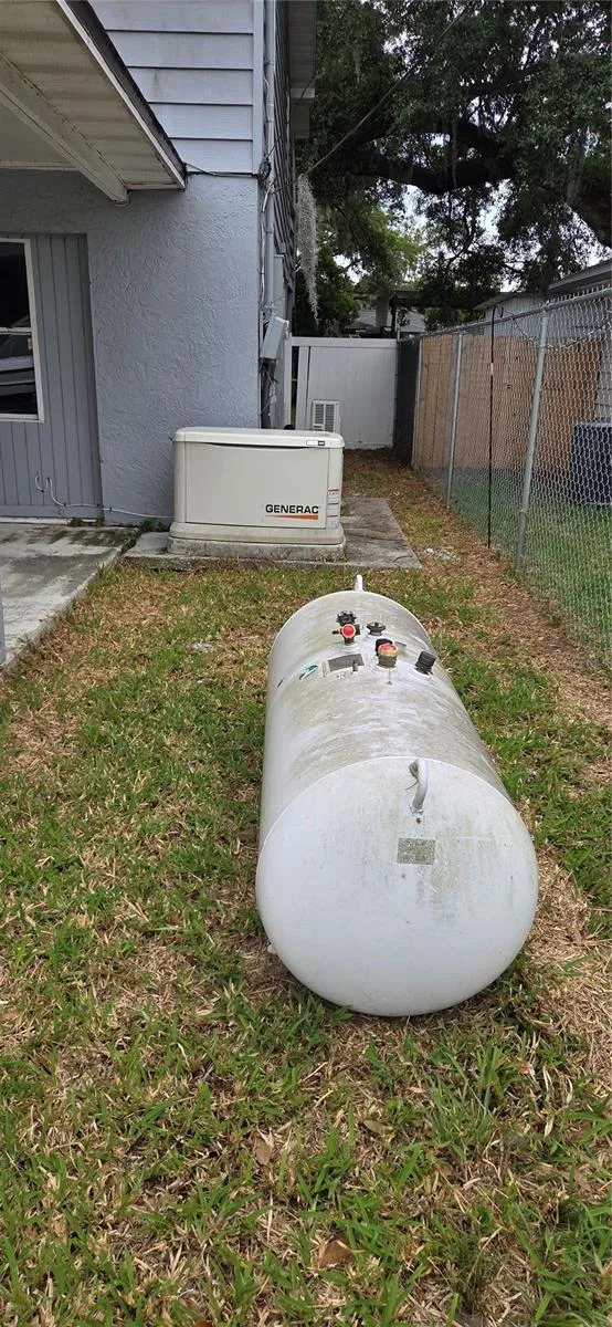 205 DIXIE HIGHWAY Auburndale, FL 33823